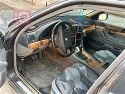 بي ام دبليو الفئة 7